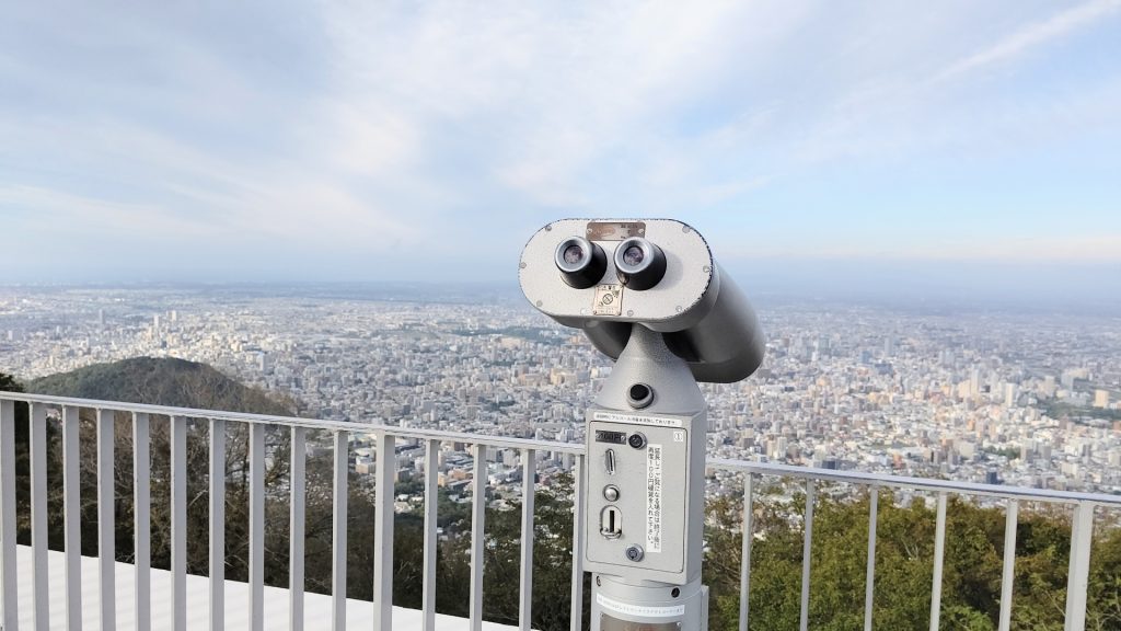 藻岩山山頂展望台のと札幌の景色