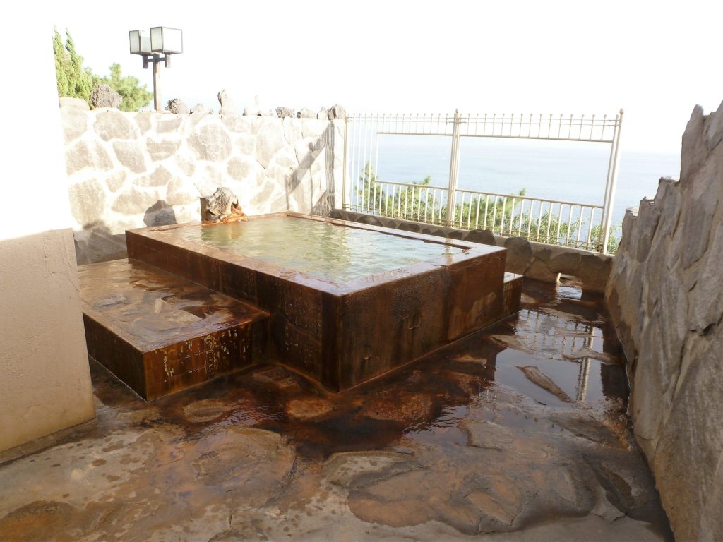 露天風呂、桜島