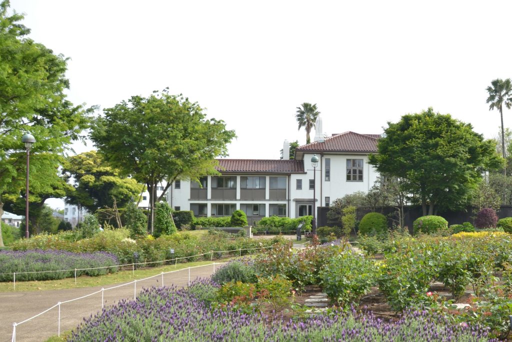 イングリッシュガーデンと西洋館