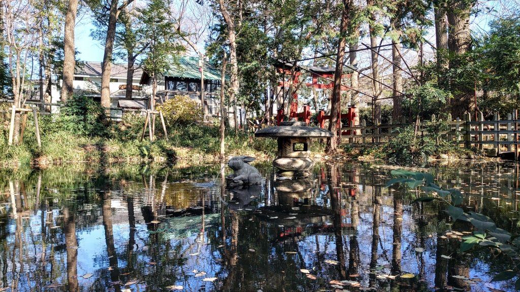 調神社 神池