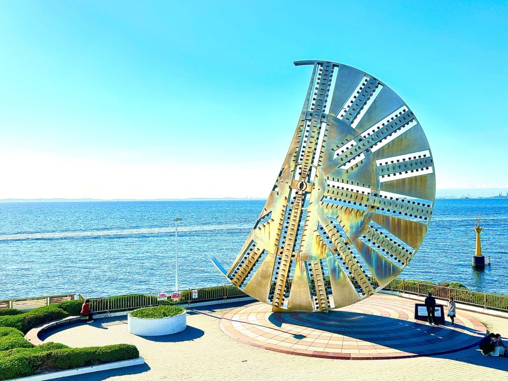 海ほたるのカッターフェイス