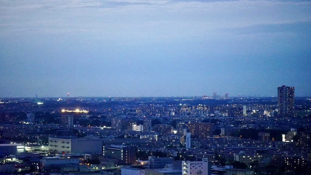 千葉ポートタワーから見える千葉市内の夜景