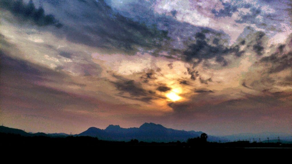 妙義山の夕暮れ