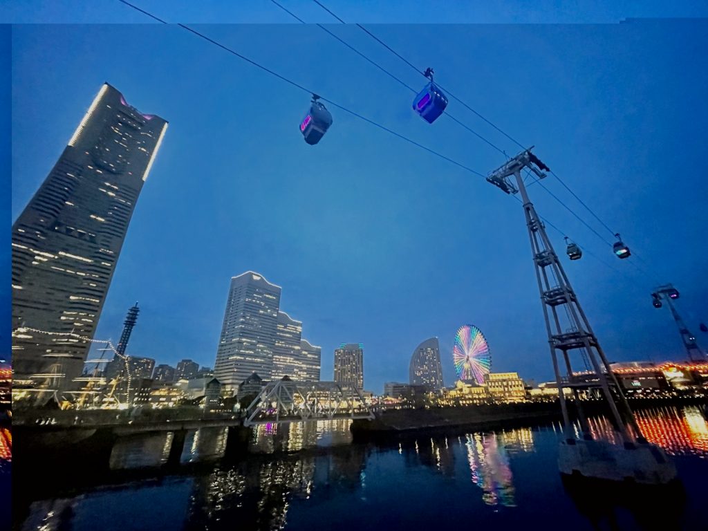 夜の横浜みなとみらい