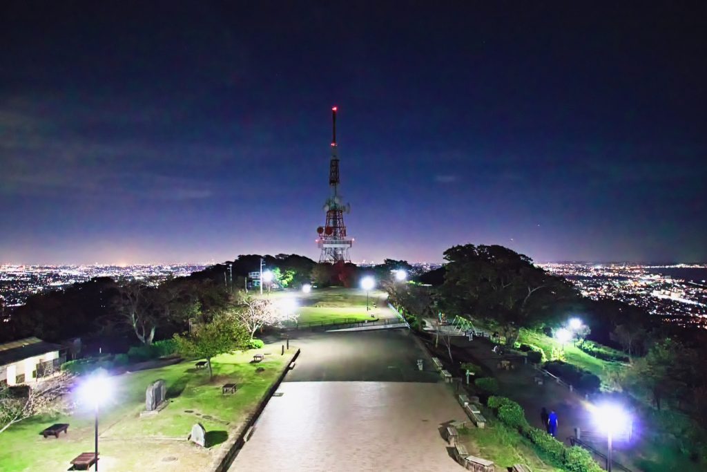 湘南平 テレビ塔