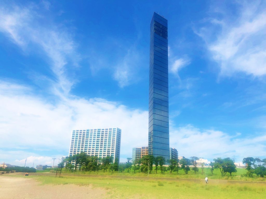 千葉ポートパークから見えるポートタワー